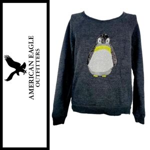 ♡American Eagle Outfitters Penguin 🐧 Sweatshirt♡